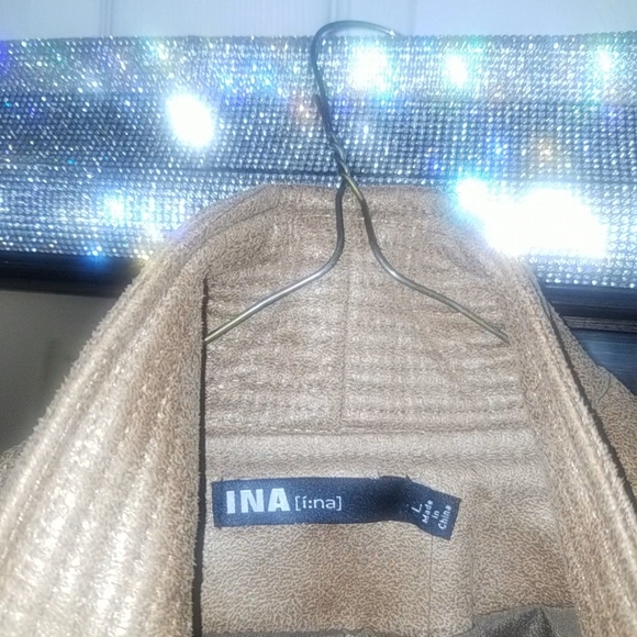 Camel Asymmetric jacket - Picture 3 of 7